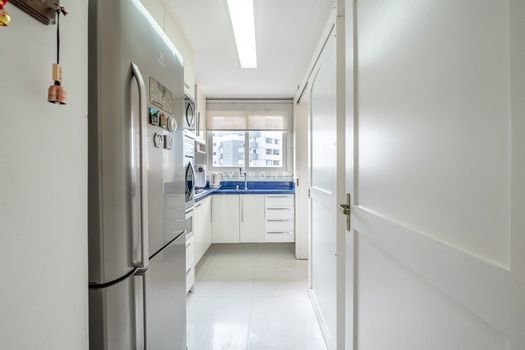 Foto 31 do(a) Cobertura de 3 quartos à venda em Chácara das Pedras, Porto Alegre