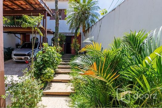 Foto 1 do(a) Casa de 3 quartos à venda em Jardim Oriental, São Paulo