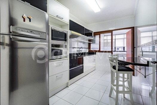 Foto 16 do(a) Apartamento de 2 quartos à venda em Jardim Itu, Porto Alegre