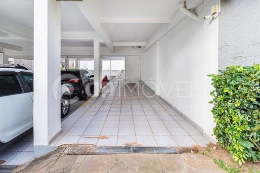 Foto 19 do(a) Apartamento de 2 quartos à venda em Jardim Itu, Porto Alegre