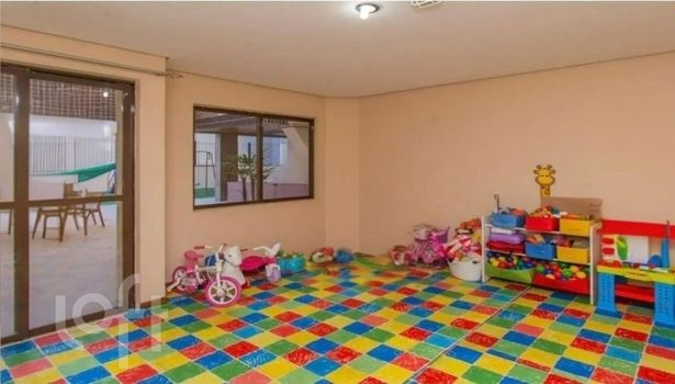 Foto 25 do(a) Apartamento de 3 quartos à venda em Petrópolis, Porto Alegre