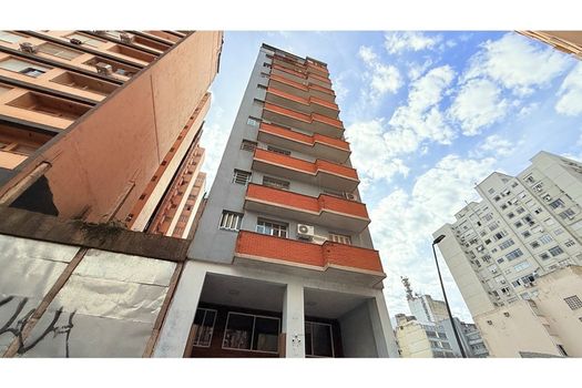 Foto 2 do(a) Apartamento de 1 quartos à venda em Centro Histórico, Porto Alegre