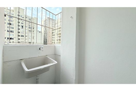 Foto 9 do(a) Apartamento de 1 quartos à venda em Centro Histórico, Porto Alegre