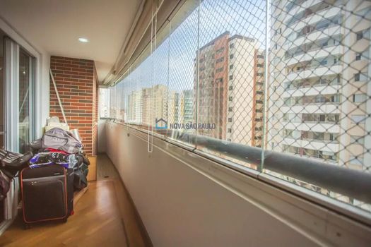 Foto 2 do(a) Apartamento de 3 quartos à venda em Saúde, São Paulo
