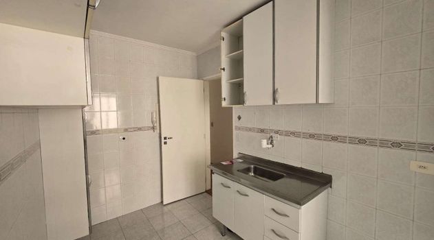 Foto 3 do(a) Apartamento de 2 quartos à venda em Indianópolis, São Paulo