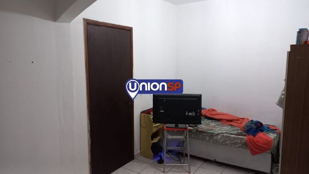 Foto 9 do(a) Casa de 2 quartos à venda em Jardim Botucatu, São Paulo