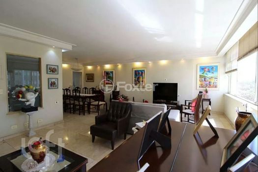 Foto 4 do(a) Apartamento de 4 quartos à venda em Itaim Bibi, São Paulo