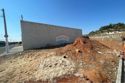 Foto 3 do(a) Terreno false à venda em Jardim Bom Viver IV, Lins