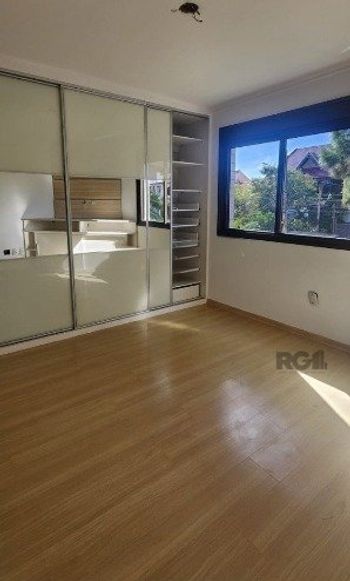 Foto 13 do(a) Apartamento de 3 quartos à venda em Jardim São Pedro, Porto Alegre