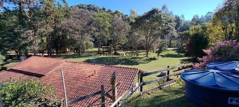 Foto 31 do(a) Fazenda / Sítio / Chácara de 3 quartos à venda em null, Cunha