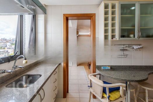 Foto 9 do(a) Apartamento de 3 quartos à venda em São João, Porto Alegre
