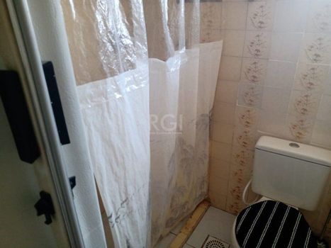 Foto 17 do(a) Flat de 2 quartos à venda em Jardim Lindóia, Porto Alegre