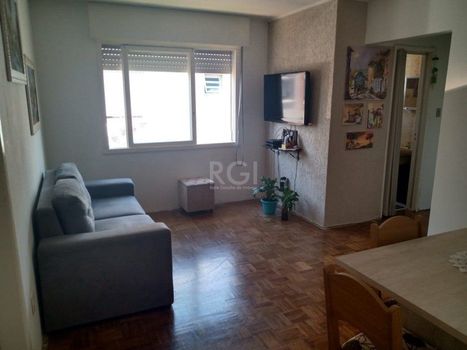 Foto 2 do(a) Flat de 2 quartos à venda em Jardim Lindóia, Porto Alegre