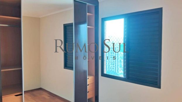 Foto 9 do(a) Apartamento de 3 quartos à venda em Santo Amaro, São Paulo