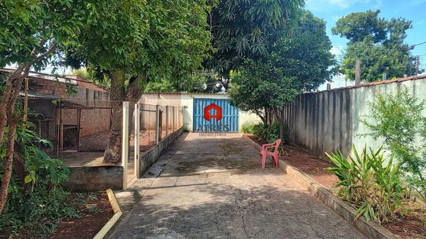 Foto 3 do(a) Casa de 2 quartos à venda em Parque Oeste Industrial, Goiânia