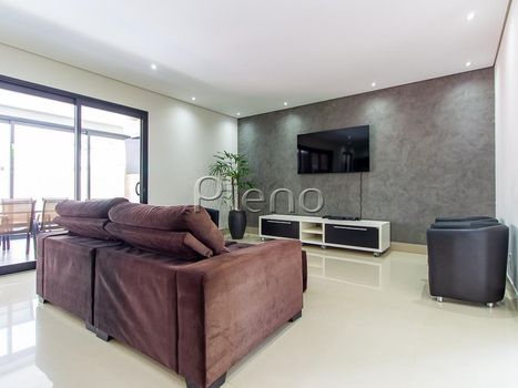 Foto 4 do(a) Casa false para alugar em Swiss Park, Campinas