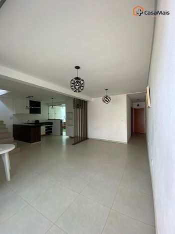 Foto 4 do(a) Casa de 2 quartos à venda em Chácaras Cotia, Contagem