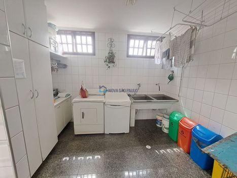 Foto 11 do(a) Casa de 4 quartos à venda em Cidade Vargas, São Paulo