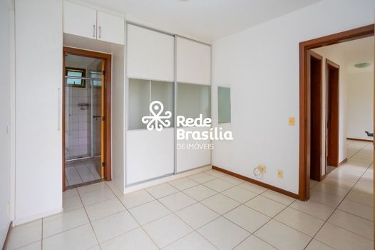 Foto 10 do(a) Apartamento de 3 quartos para alugar em Guará II, Brasília