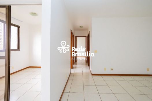 Foto 3 do(a) Apartamento de 3 quartos para alugar em Guará II, Brasília