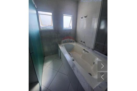 Foto 28 do(a) Casa em Condomínio de 4 quartos à venda em Jardim Imperial, Arujá