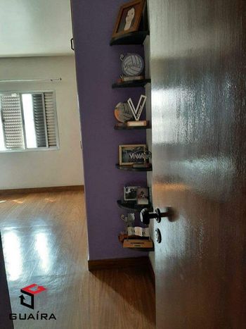 Foto 25 do(a) Casa de 4 quartos à venda em Vila Palmares, Santo André