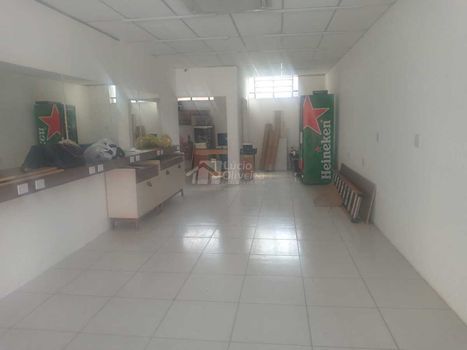 Foto 9 do(a) Loja false para alugar em Penha Circular, Rio de Janeiro