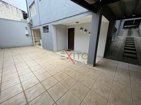 Foto 2 do(a) Casa de 7 quartos à venda em Vila Progresso, Jundiaí