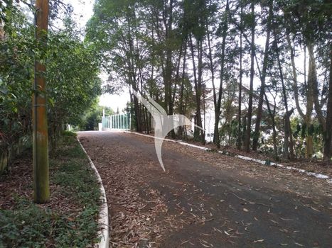Foto 3 do(a) Terreno false à venda em Chácara Granja Velha, Carapicuíba