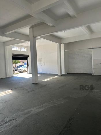 Foto 6 do(a) Loja false para alugar em São Geraldo, Porto Alegre