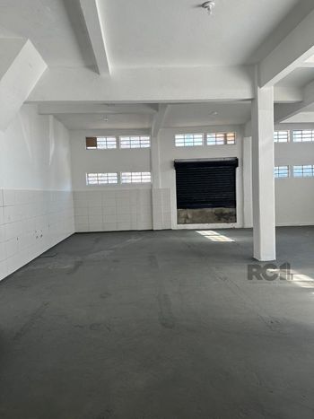 Foto 5 do(a) Loja false para alugar em São Geraldo, Porto Alegre