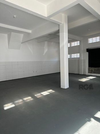 Foto 3 do(a) Loja false para alugar em São Geraldo, Porto Alegre
