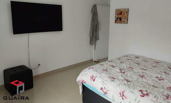 Foto 41 do(a) Casa de 3 quartos à venda em Jardim Stella, Santo André