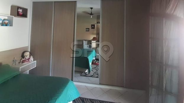 Foto 24 do(a) Casa de 3 quartos à venda em Parque Ipê, São Paulo