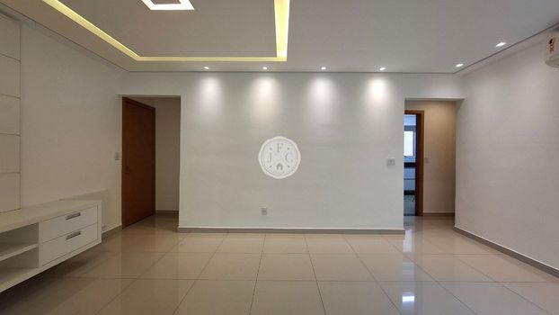 Foto 2 do(a) Apartamento de 3 quartos para alugar em Condomínio Itamaraty, Ribeirão Preto