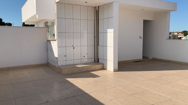 Foto 2 do(a) Cobertura de 2 quartos à venda em Glória, Belo Horizonte