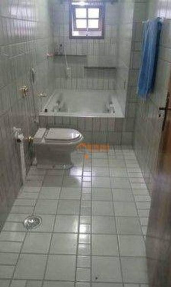 Foto 11 do(a) Casa de 3 quartos à venda em Jardim Presidente Dutra, Guarulhos
