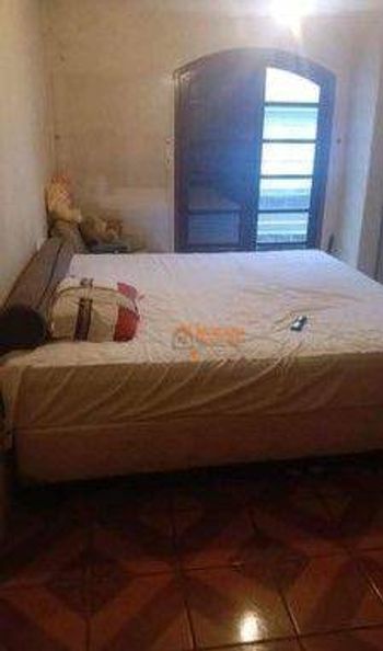 Foto 7 do(a) Casa de 3 quartos à venda em Jardim Presidente Dutra, Guarulhos