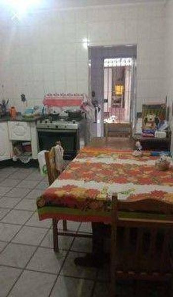 Foto 5 do(a) Casa de 3 quartos à venda em Jardim Presidente Dutra, Guarulhos
