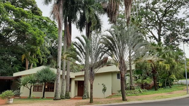 Foto 1 do(a) Casa de 6 quartos à venda em Ribeirânia, Ribeirão Preto