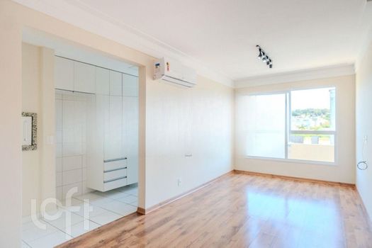 Foto 1 do(a) Apartamento de 3 quartos à venda em Cavalhada, Porto Alegre