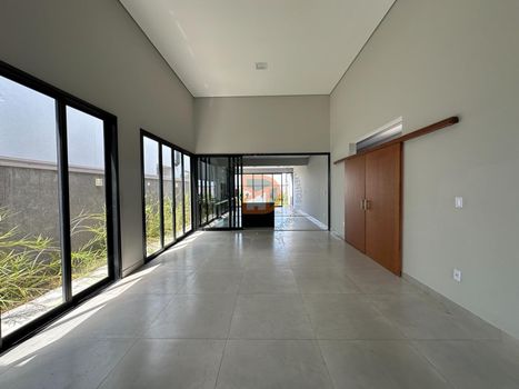 Foto 3 do(a) Casa em Condomínio de 3 quartos à venda em Saúde, Mogi Mirim