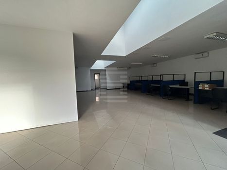 Foto 10 do(a) Edifício Inteiro false à venda em Parque Nova Suíça, Valinhos