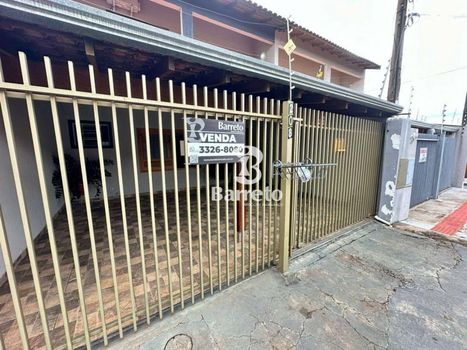 Foto 1 do(a) Casa de 3 quartos à venda em Antares, Londrina