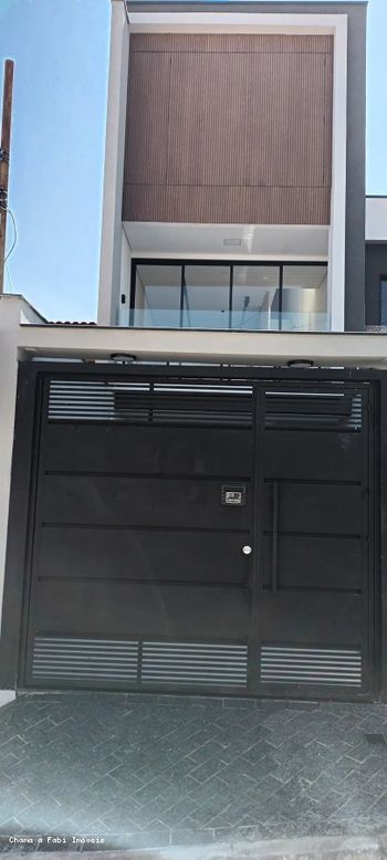 Foto 2 do(a) Casa de 3 quartos à venda em Vila Carrão, São Paulo