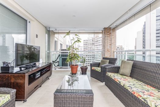 Foto 1 do(a) Apartamento de 3 quartos à venda em Itaim Bibi, São Paulo