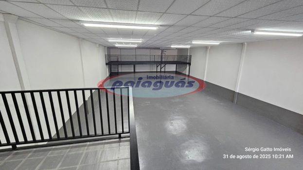 Foto 13 do(a) Loja de 4 quartos à venda em Zona 05, Maringá