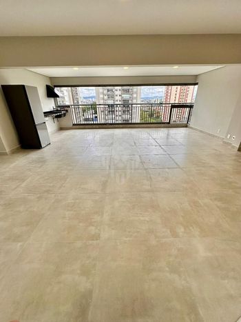 Foto 3 do(a) Apartamento de 3 quartos à venda em Parque São Jorge, São Paulo