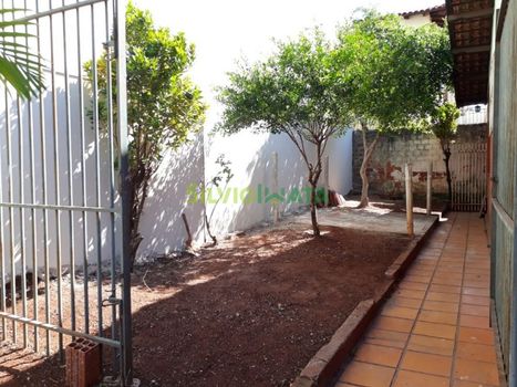 Foto 3 do(a) Casa de 4 quartos à venda em Zona 02, Maringá