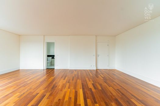 Foto 15 do(a) Apartamento de 3 quartos à venda em Mossunguê, Curitiba